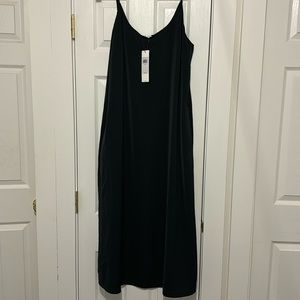 BNWT SIZE LARGE Calvin Klein black slip dress